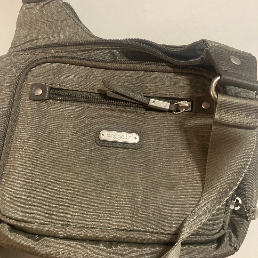 Baggallini Gray Crossbody Bag